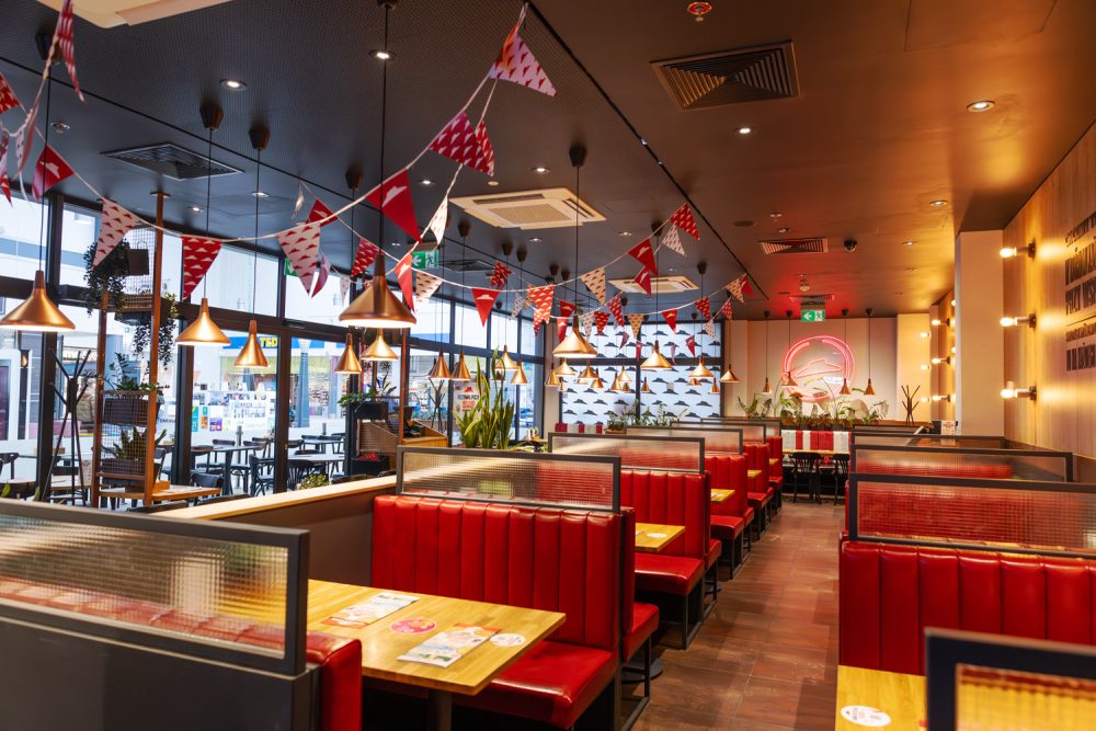 restauracja pizza hut w m1 poznań