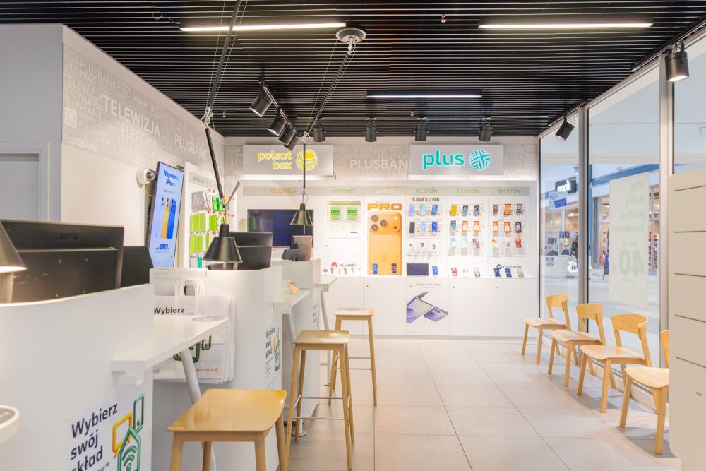 salon plus i polsat box w m1 poznań