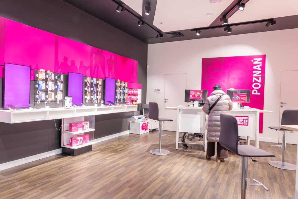 salon t-mobile w m1 poznań