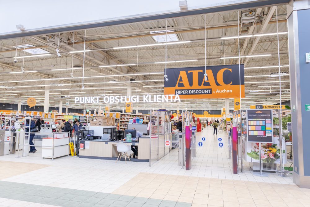hiperdiscount attic by Auchan w m1 poznań