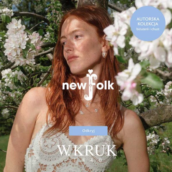 Grafika promocyjna marki W.KRUK. Rudowłosa kobieta reklamująca biżuterię haftowaną i chusty z kolekcji new folk. Tło przedstawiające drzewo i białe kwiaty.