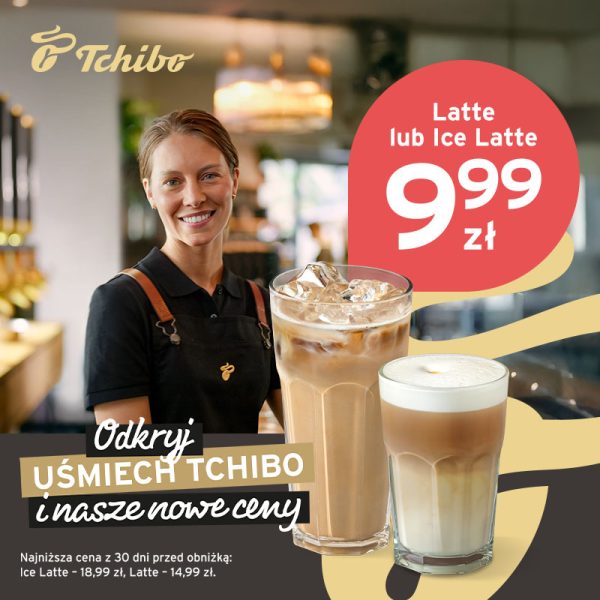 Grafika promocyjna marki Tchibo. Kawy Latte i Ice latte stojące obok baristki.